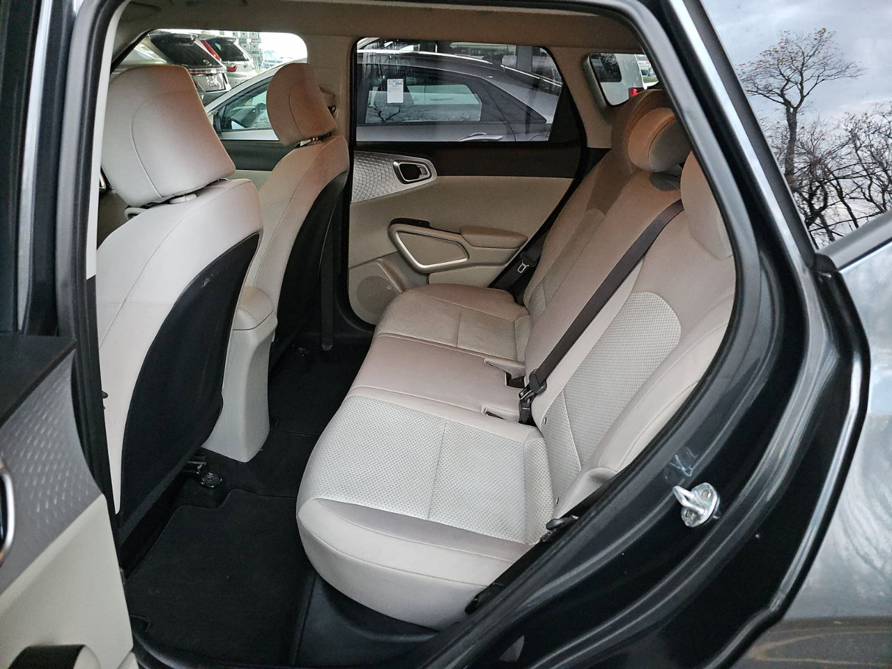 Used 2020 Kia Soul LX image 14