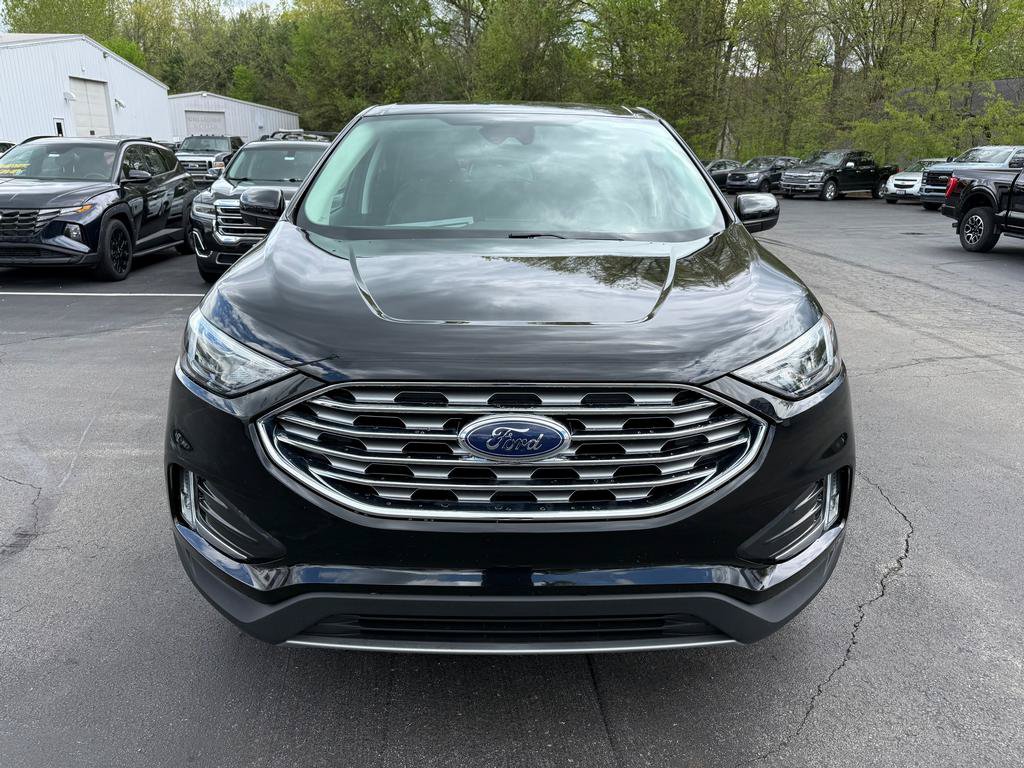 Used 2022 Ford Edge SEL w/ Convenience Package AWD/4WD image 3