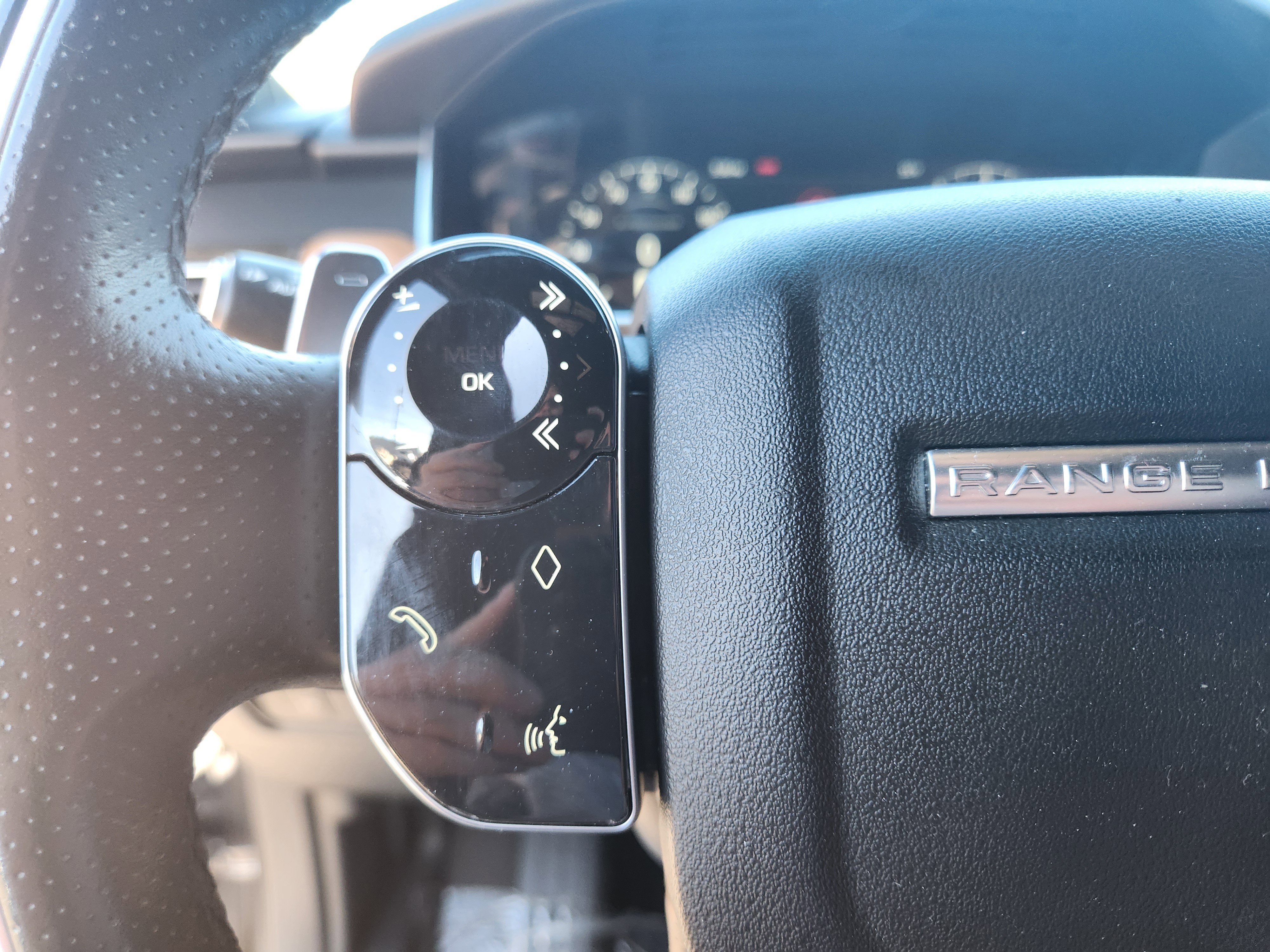 Used 2018 Land Rover Range Rover Sport Supercharged image 33