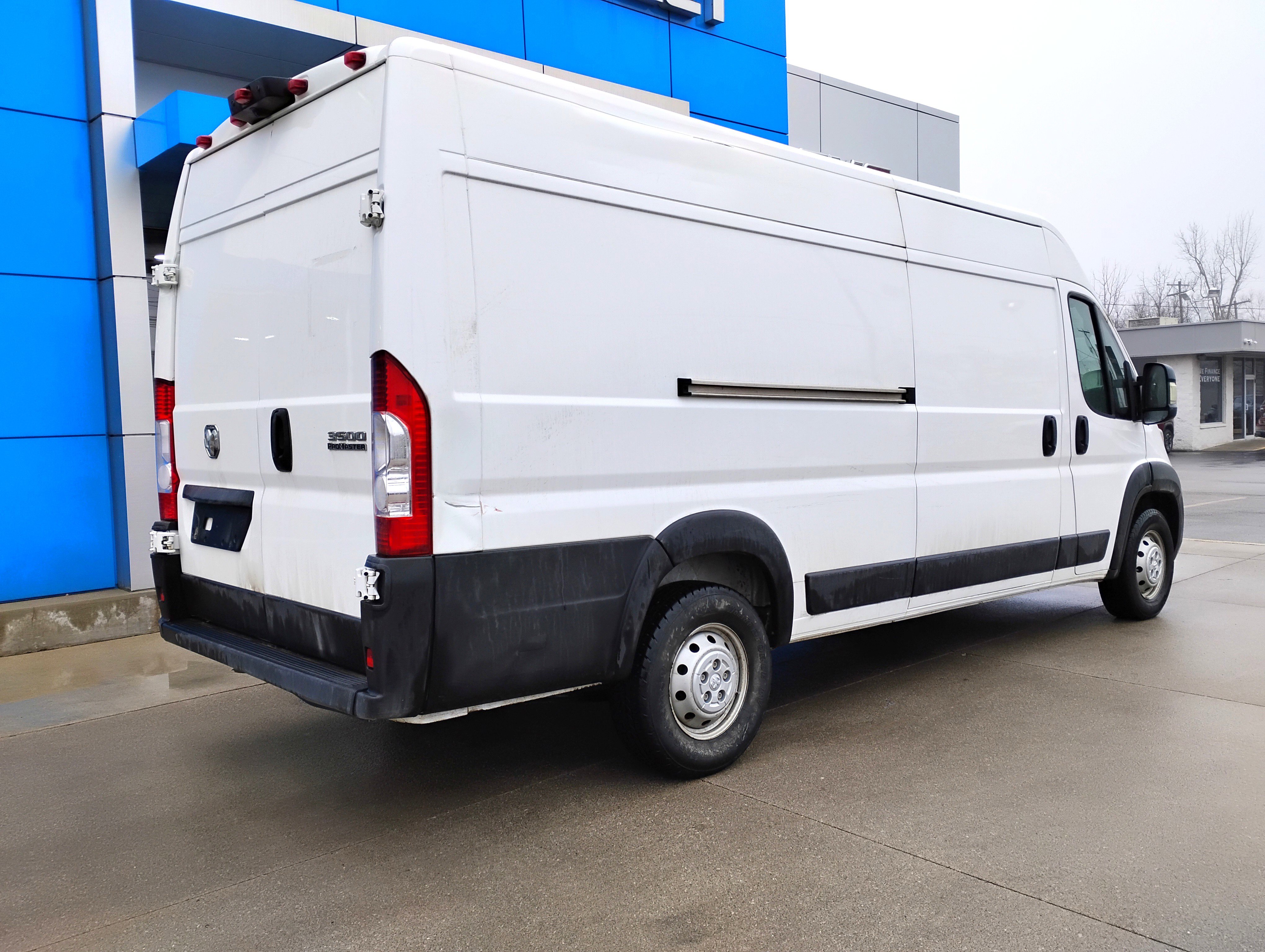 Used 2023 RAM ProMaster 3500 w/ Convenience Group image 21
