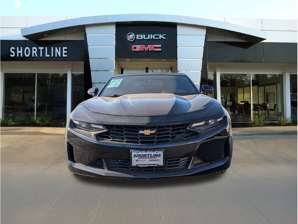 Used 2020 Chevrolet Camaro LT RWD image 10