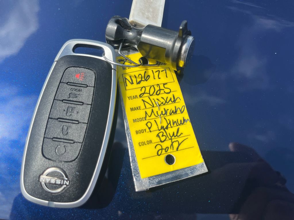 Certified 2025 Nissan Murano Platinum w/ Cargo Package image 38