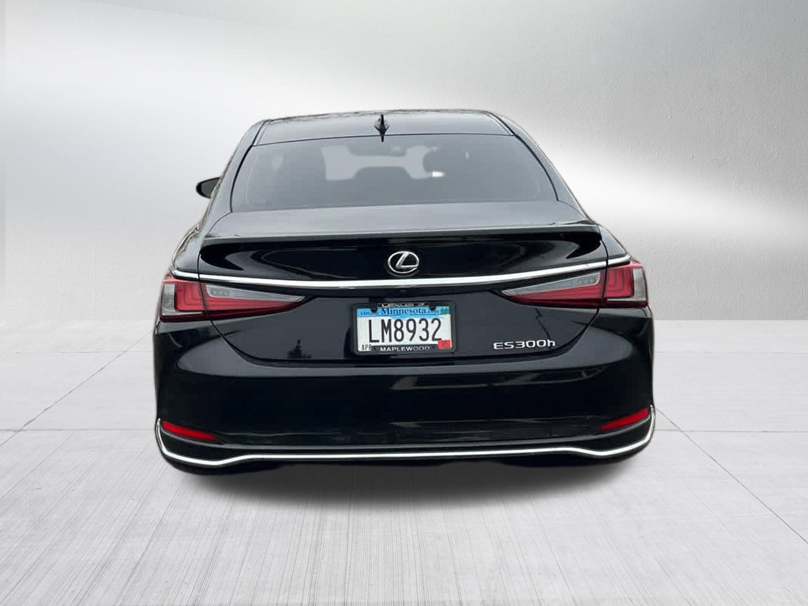 Used 2023 Lexus ES 300h Ultra Luxury w/ Accessory Package (Z1) FWD image 11