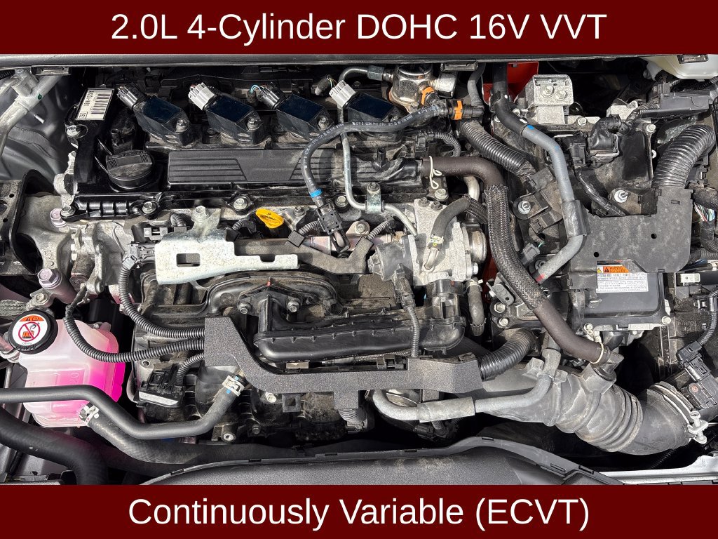 Used 2025 Toyota Prius LE FWD image 4