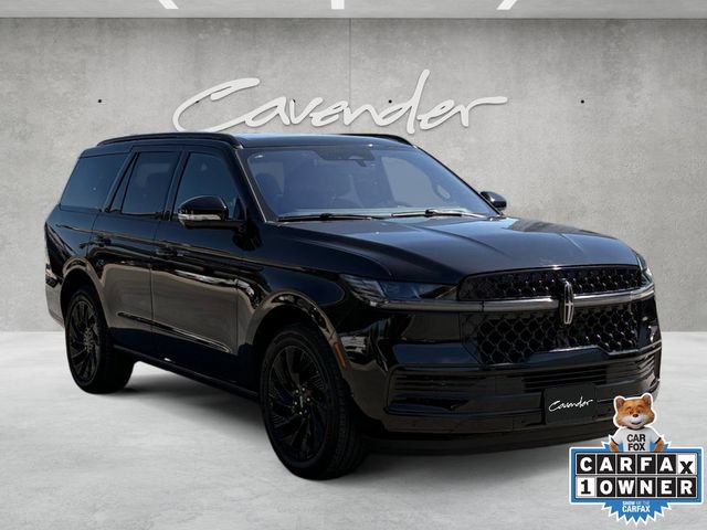 Used 2025 Lincoln Navigator Reserve w/ Jet Appearance Package AWD/4WD image 2