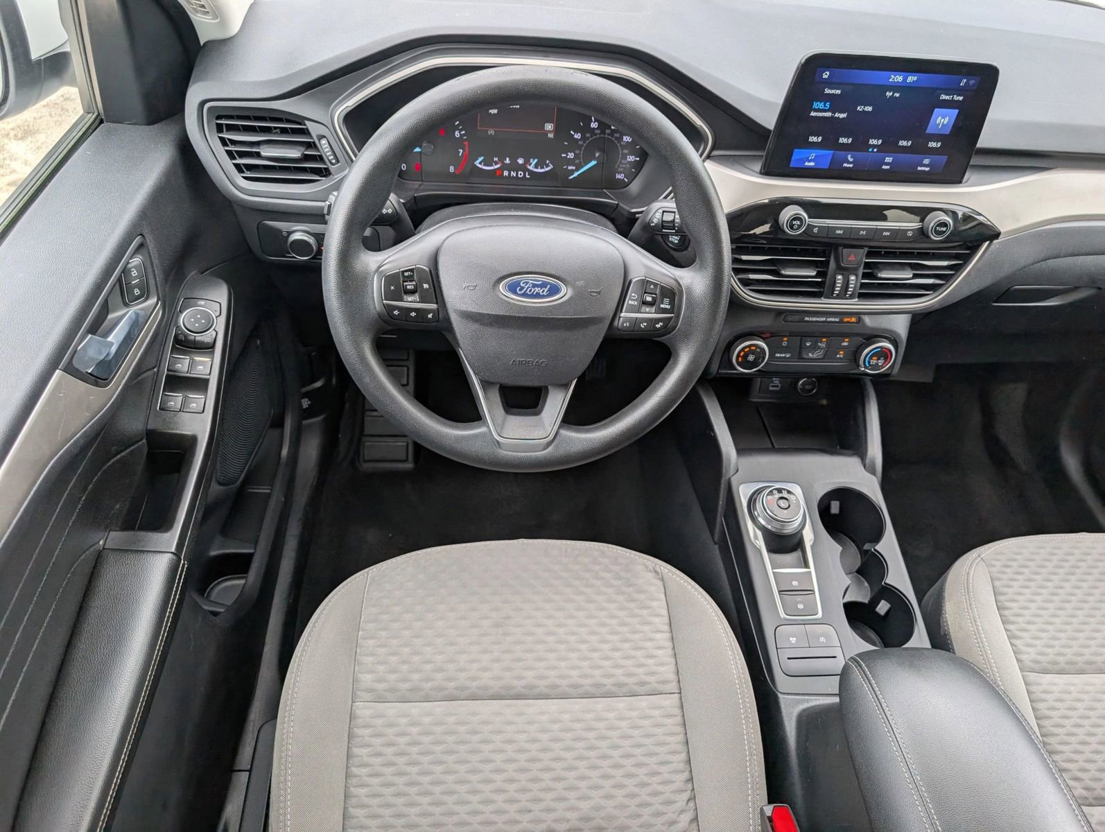 Used 2021 Ford Escape SE image 24
