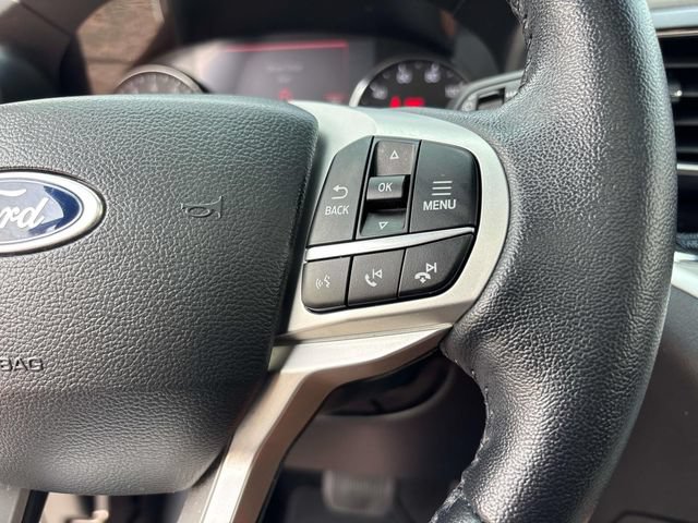 Used 2022 Ford Explorer XLT w/ Equipment Group 202A AWD/4WD image 31