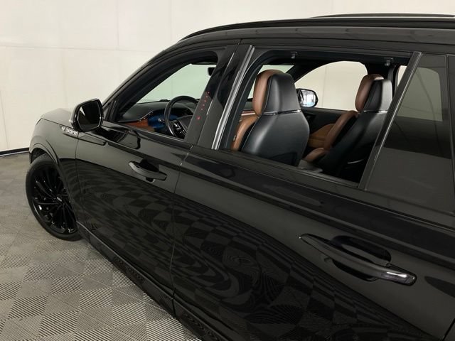 Used 2023 Lincoln Aviator Reserve w/ Equipment Group 201A AWD/4WD image 35
