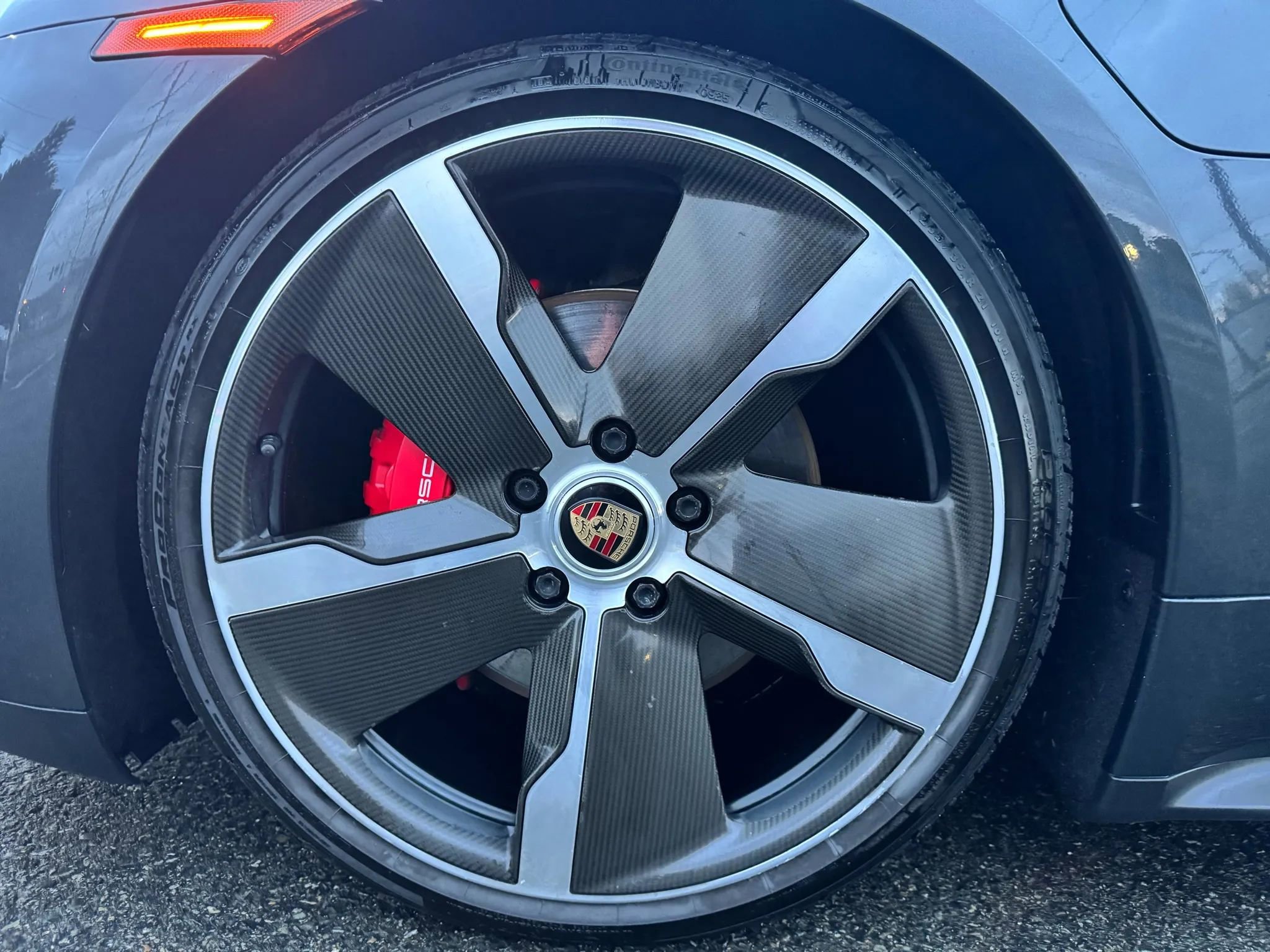 Used 2022 Porsche Taycan 4S image 17