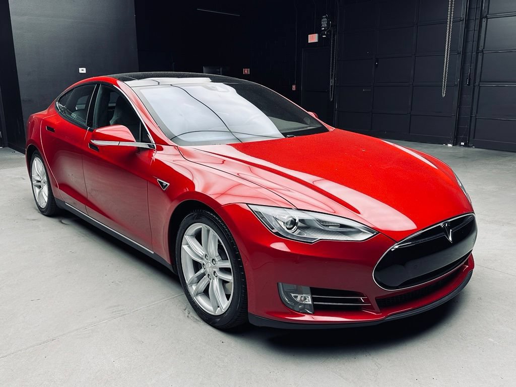 Used 2015 Tesla Model S 70D AWD/4WD image 9