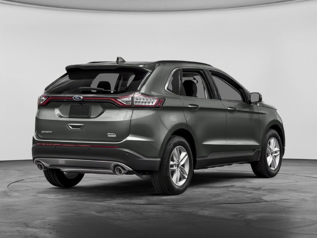 Used 2018 Ford Edge SEL w/ Class II Trailer Tow Package AWD/4WD image 2