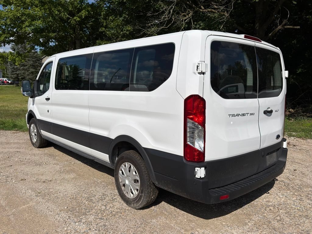Used 2023 Ford Transit 350 XLT RWD image 8