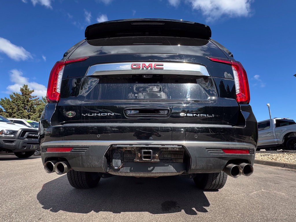 Used 2021 GMC Yukon Denali w/ Denali Ultimate Package AWD/4WD image 10