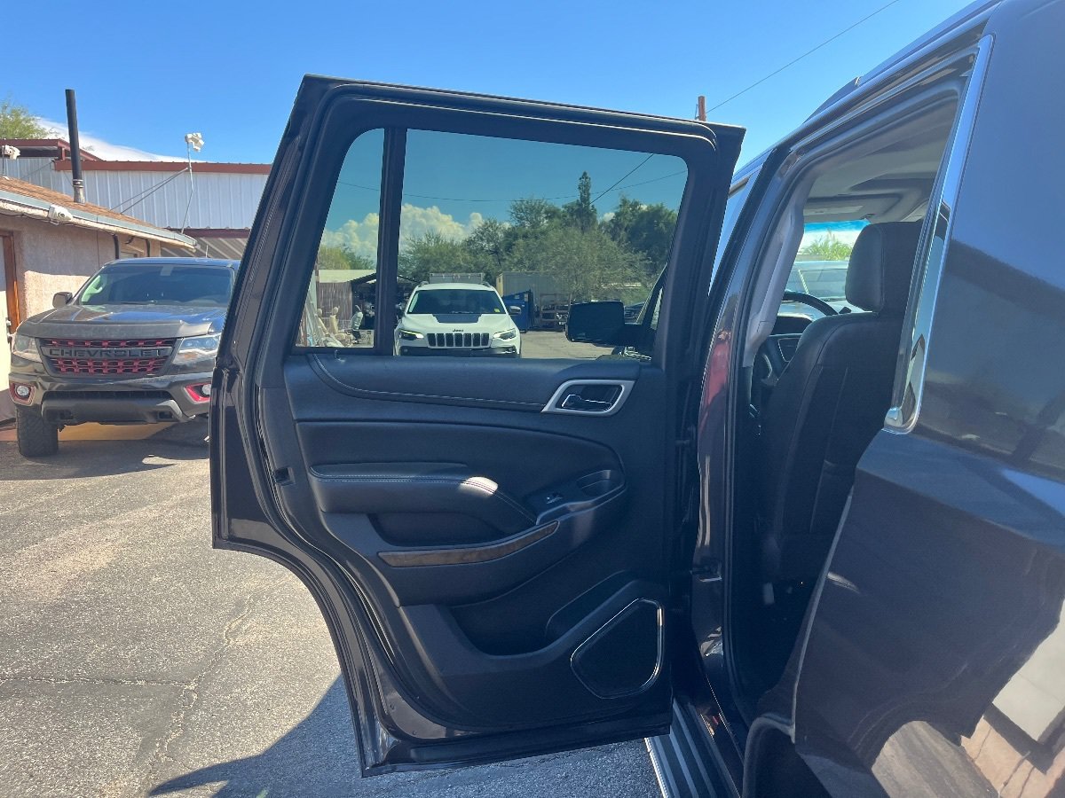 Used 2018 GMC Yukon Denali w/ Open Road Package RWD image 32