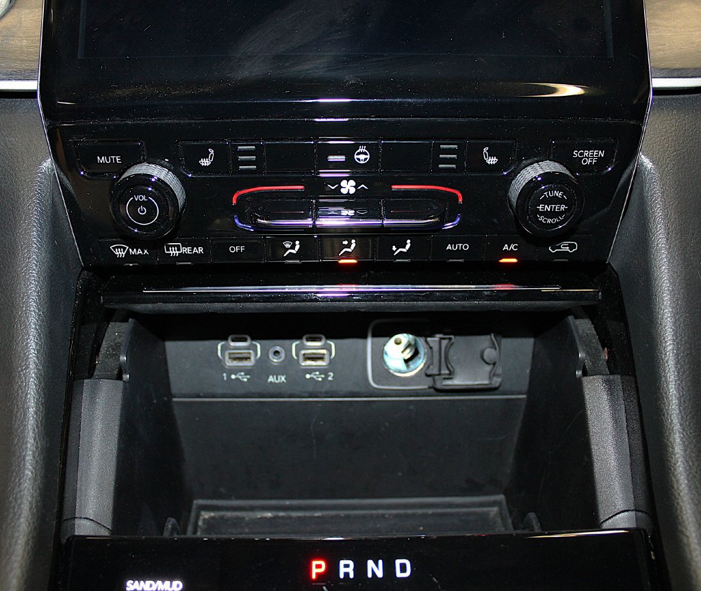 Certified 2023 Jeep Grand Cherokee L Limited AWD/4WD image 22