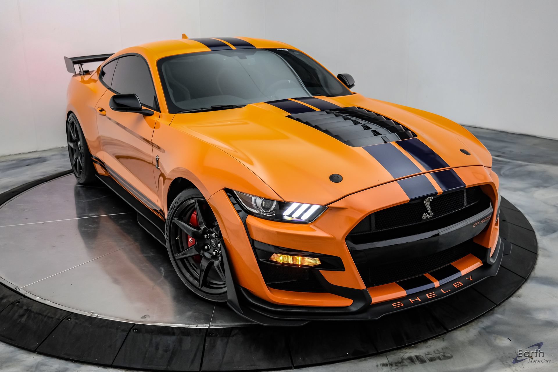 Used 2020 Ford Mustang Shelby GT500 w/ Carbon Fiber Track Pack RWD image 31