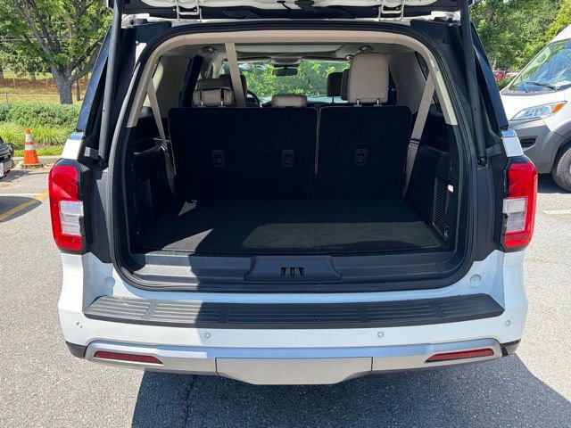 Used 2022 Ford Expedition Max XLT AWD/4WD image 6
