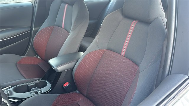 Used 2024 Toyota Corolla SE image 25