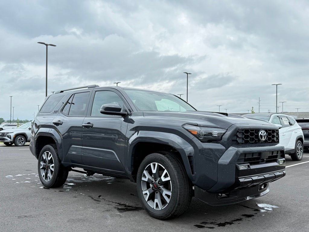 Used 2025 Toyota 4Runner TRD Sport AWD/4WD image 3