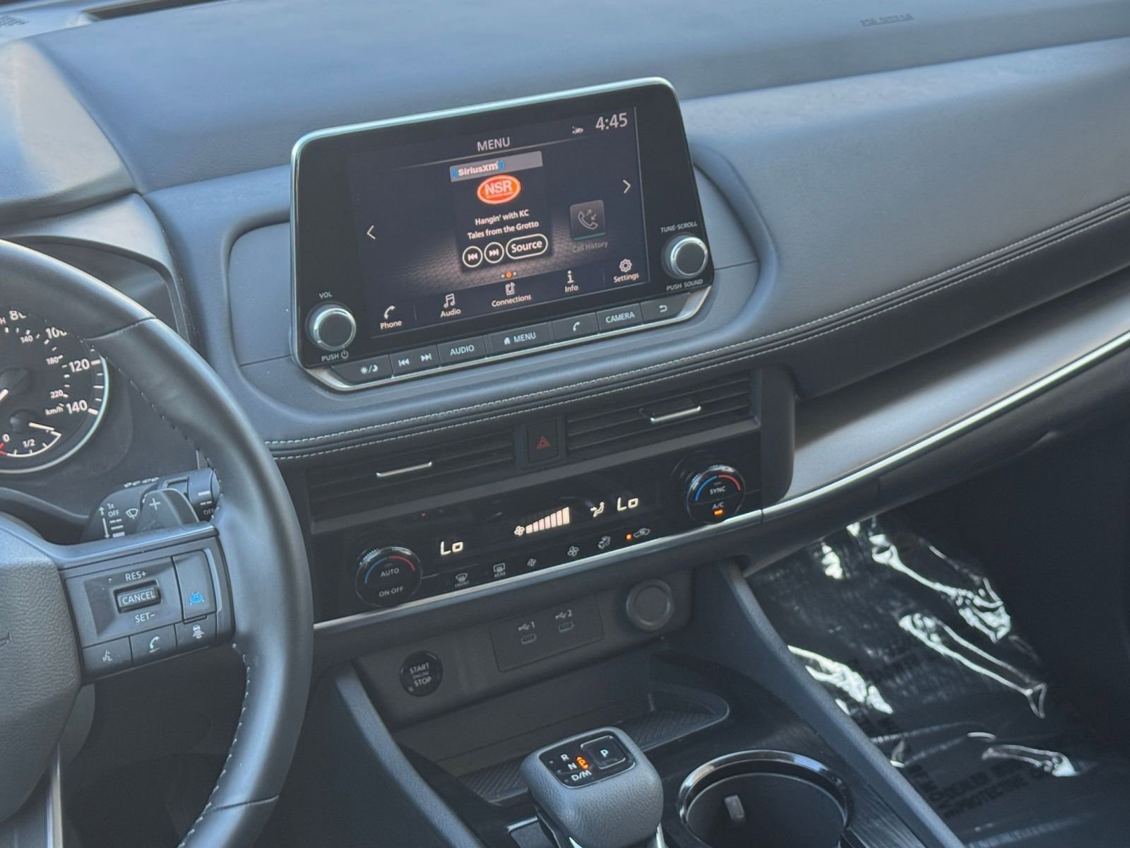 Used 2025 Nissan Rogue SV FWD image 20