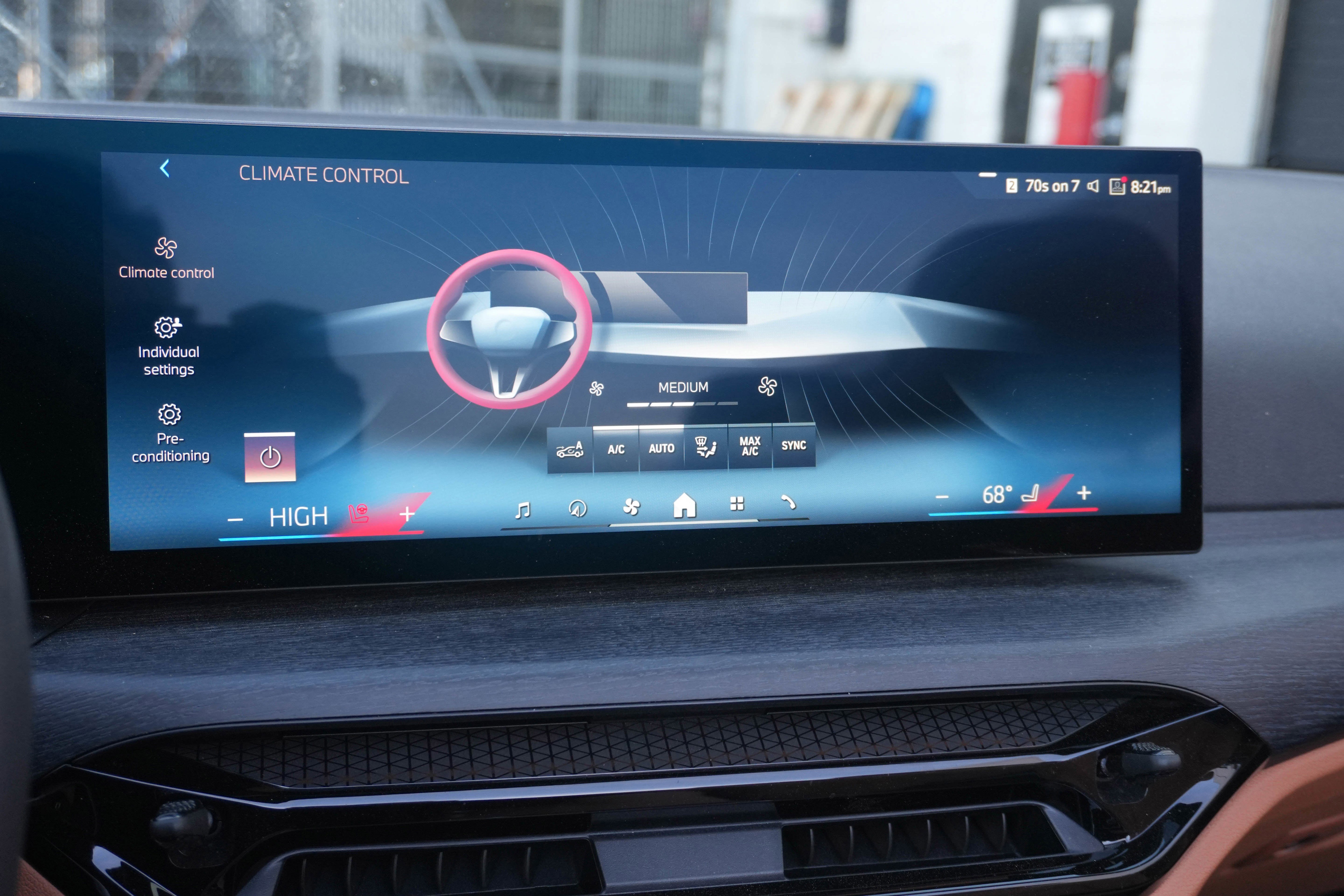 Certified 2025 BMW 430i Convertible w/ Premium Package image 22