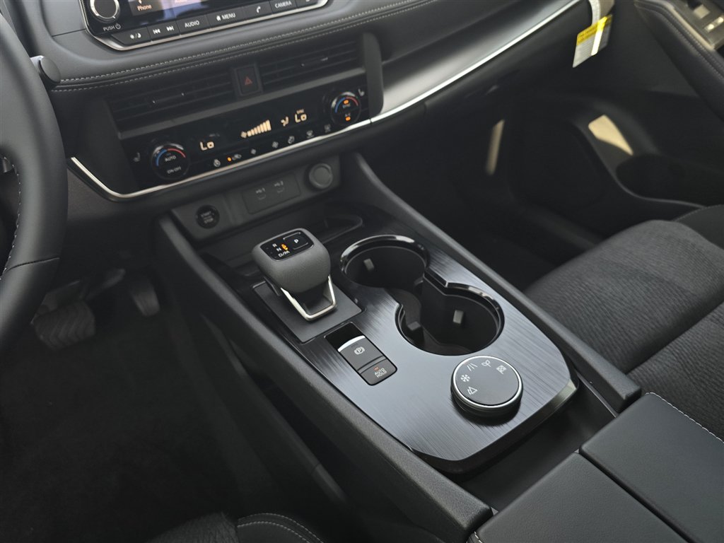 New 2026 Nissan Rogue SV AWD/4WD image 16
