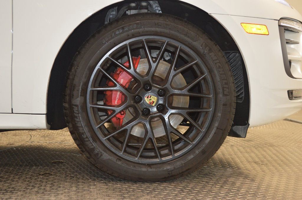 Certified 2017 Porsche Macan GTS image 16