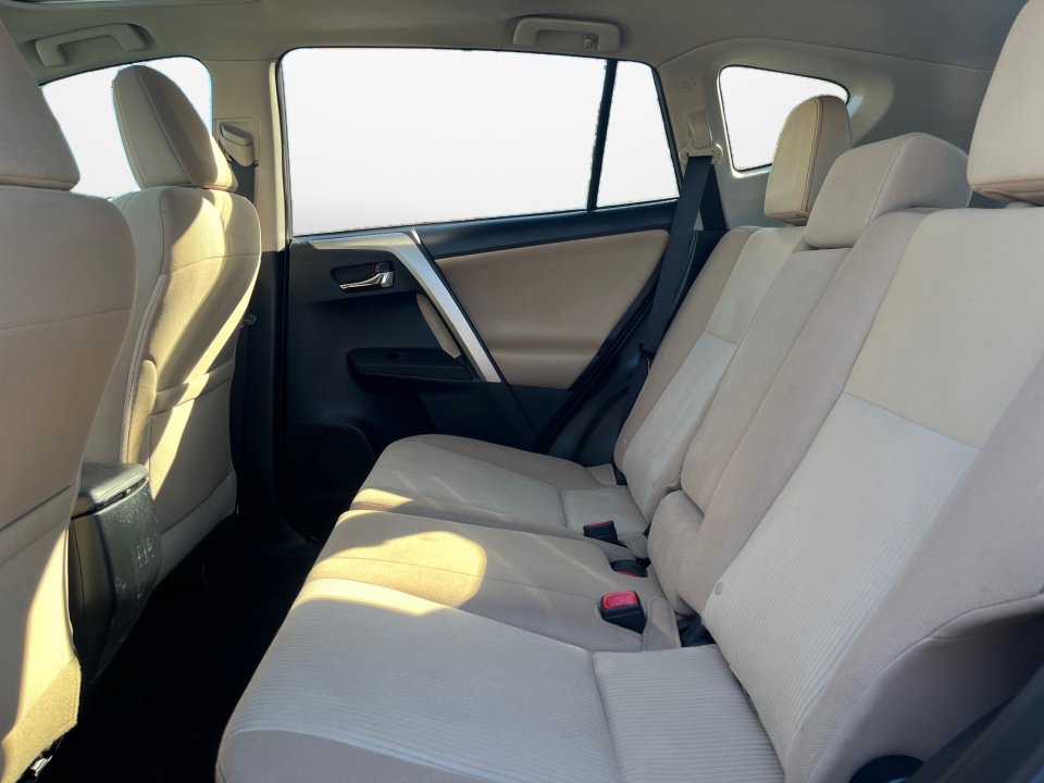 Used 2015 Toyota RAV4 XLE image 13