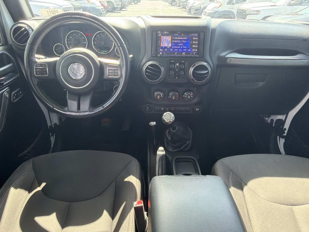 Used 2018 Jeep Wrangler Unlimited Sport S AWD/4WD image 17