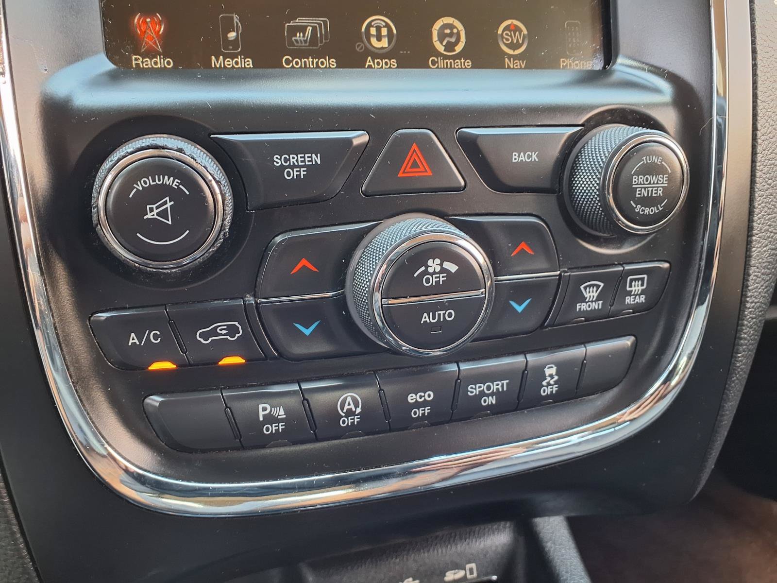 Used 2016 Dodge Durango Limited w/ Nav & Power Liftgate Group RWD image 9