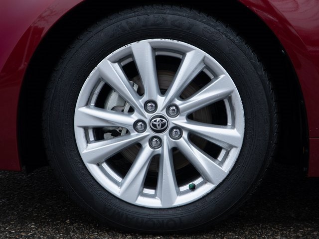 Used 2025 Toyota Corolla XLE image 12