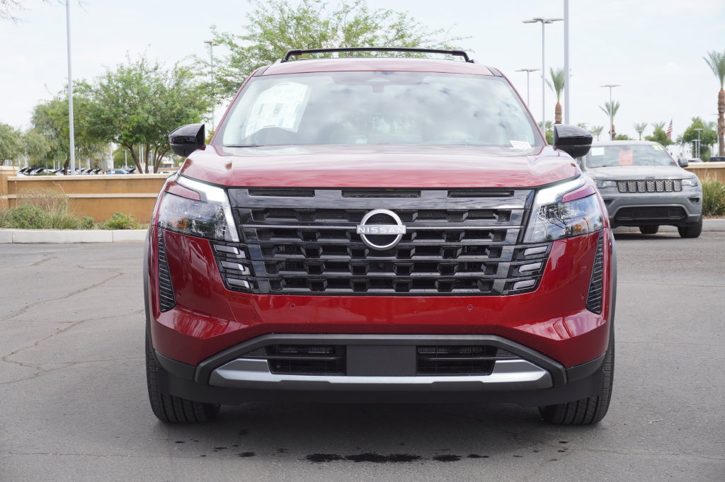New 2026 Nissan Pathfinder SL w/ SL Premium Package FWD image 5