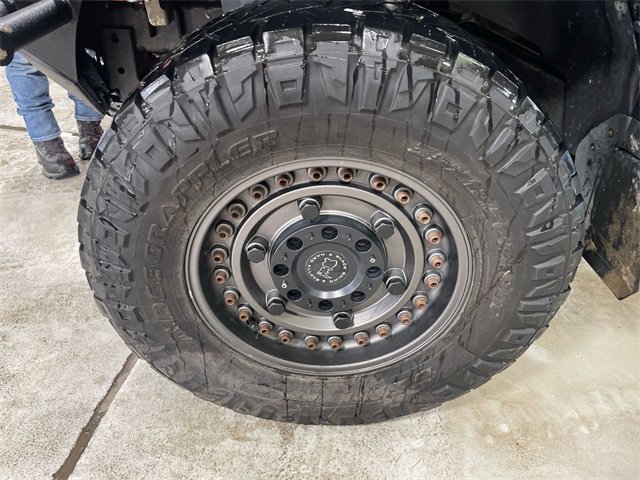 Used 2015 Jeep Wrangler Unlimited Rubicon w/ Connectivity Group image 10