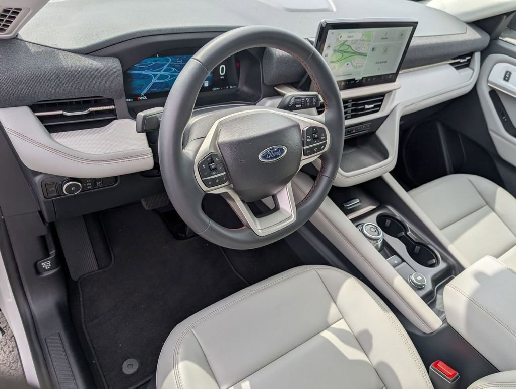 New 2025 Ford Explorer Active w/ Active Comfort Package AWD/4WD image 23