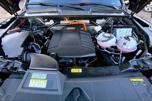 Used 2021 Audi Q5 e Premium Plus w/ Premium Plus Package image 10