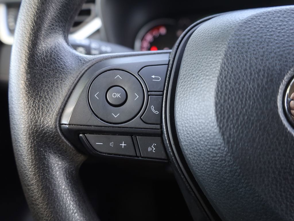 Used 2024 Toyota RAV4 XLE image 42