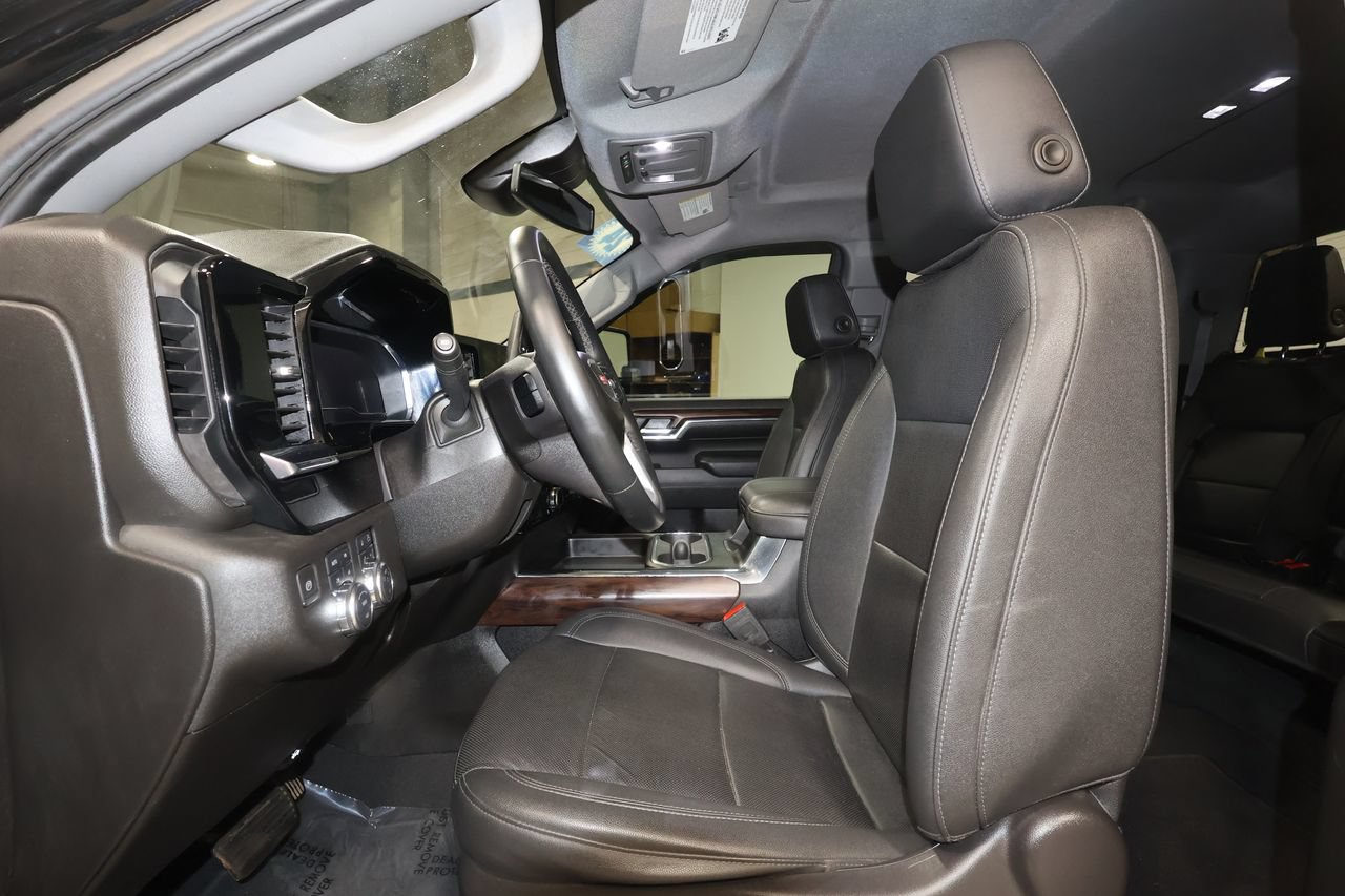 Used 2024 GMC Sierra 2500 SLT w/ SLT Convenience Package AWD/4WD image 24