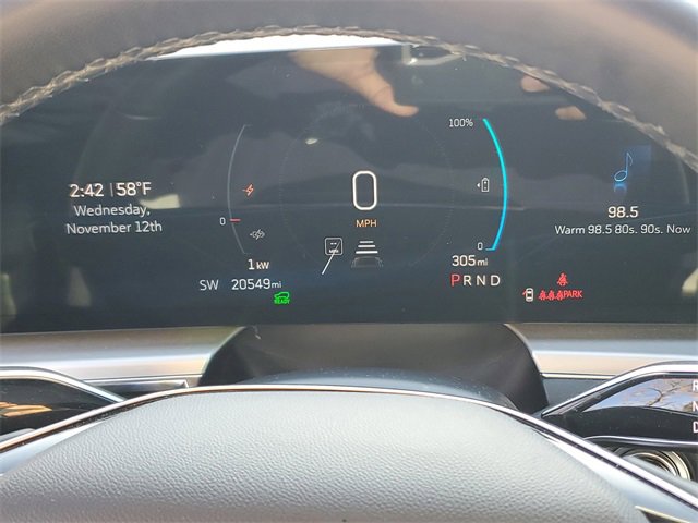 Certified 2024 Cadillac Lyriq Luxury image 15