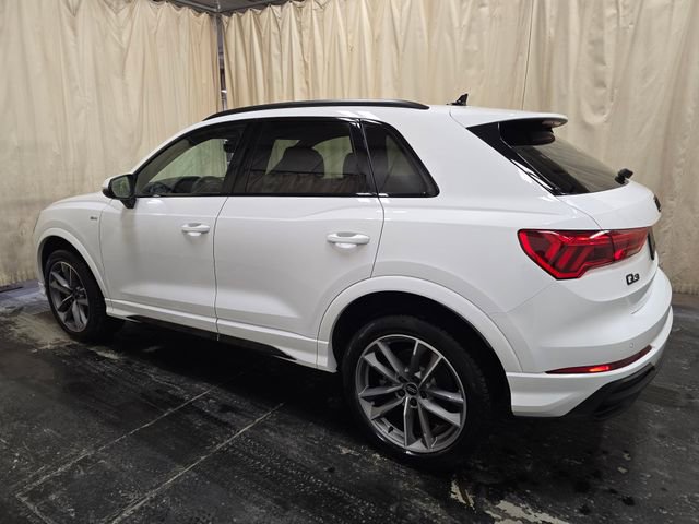 Certified 2025 Audi Q3 2.0T Premium w/ Convenience Package image 10