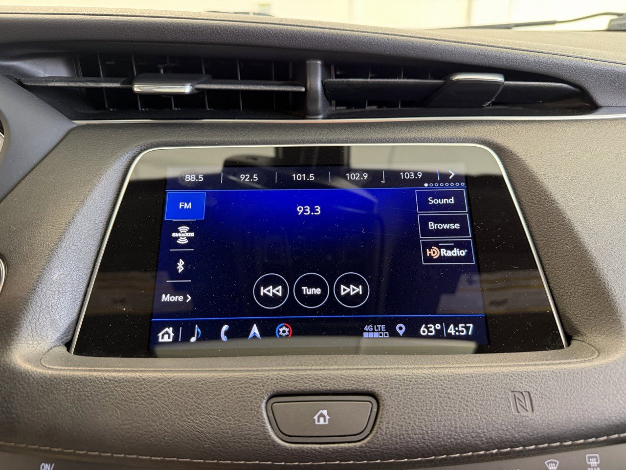 Used 2019 Cadillac XT4 Premium Luxury image 21