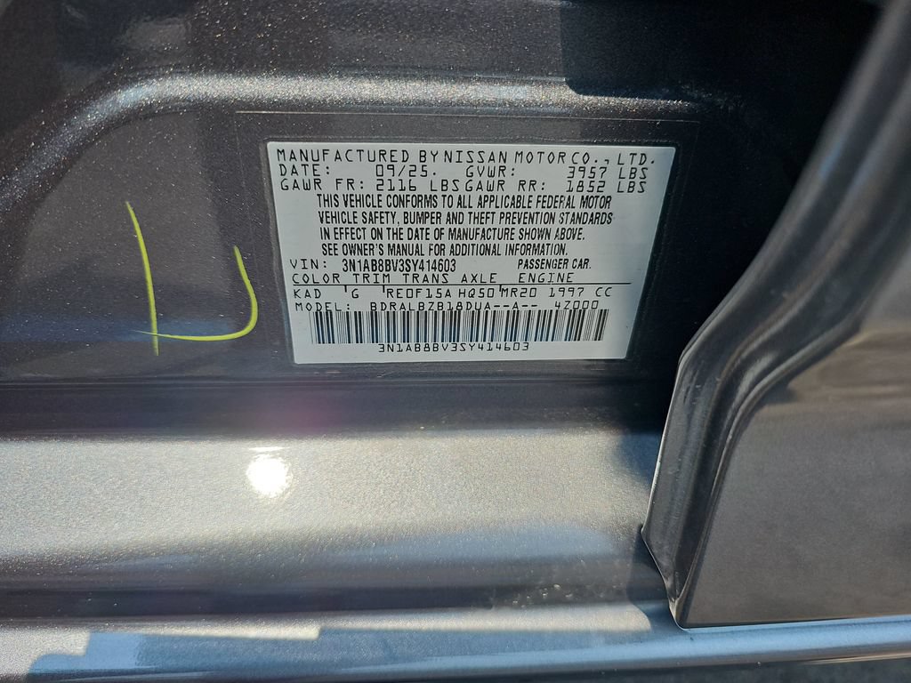 Used 2025 Nissan Sentra S FWD image 31