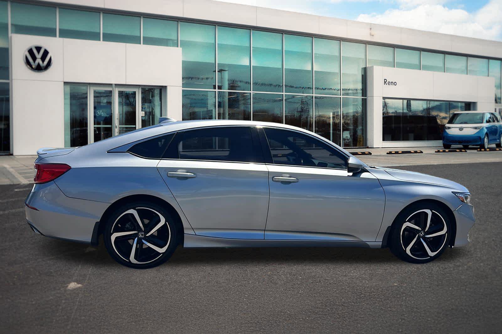 Used 2020 Honda Accord Sport image 4