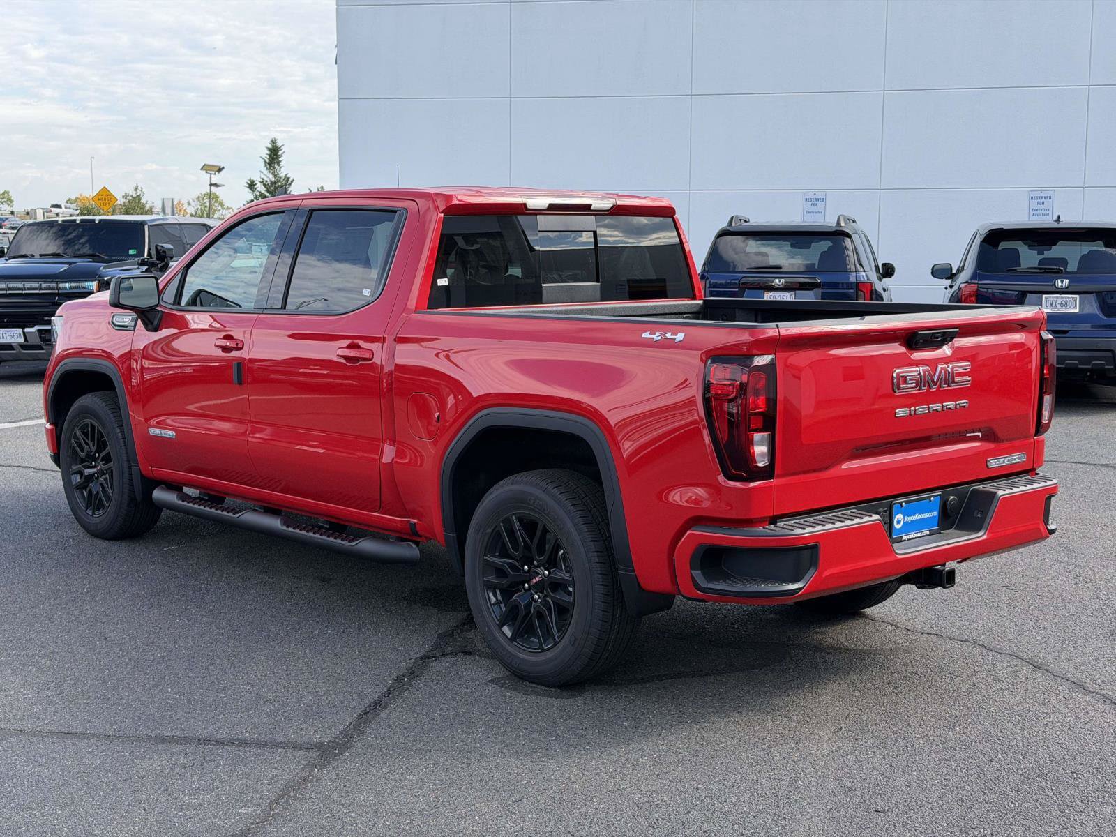 New 2026 GMC Sierra 1500 Elevation w/ Preferred Package AWD/4WD image 3