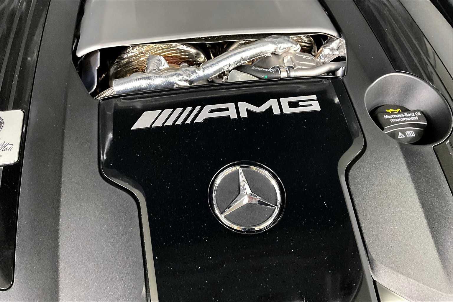 New 2026 Mercedes-Benz SL 63 AMG 4MATIC image 16