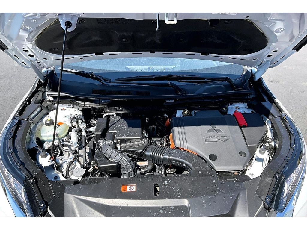 Used 2024 Mitsubishi Outlander Ralliart AWD/4WD image 10