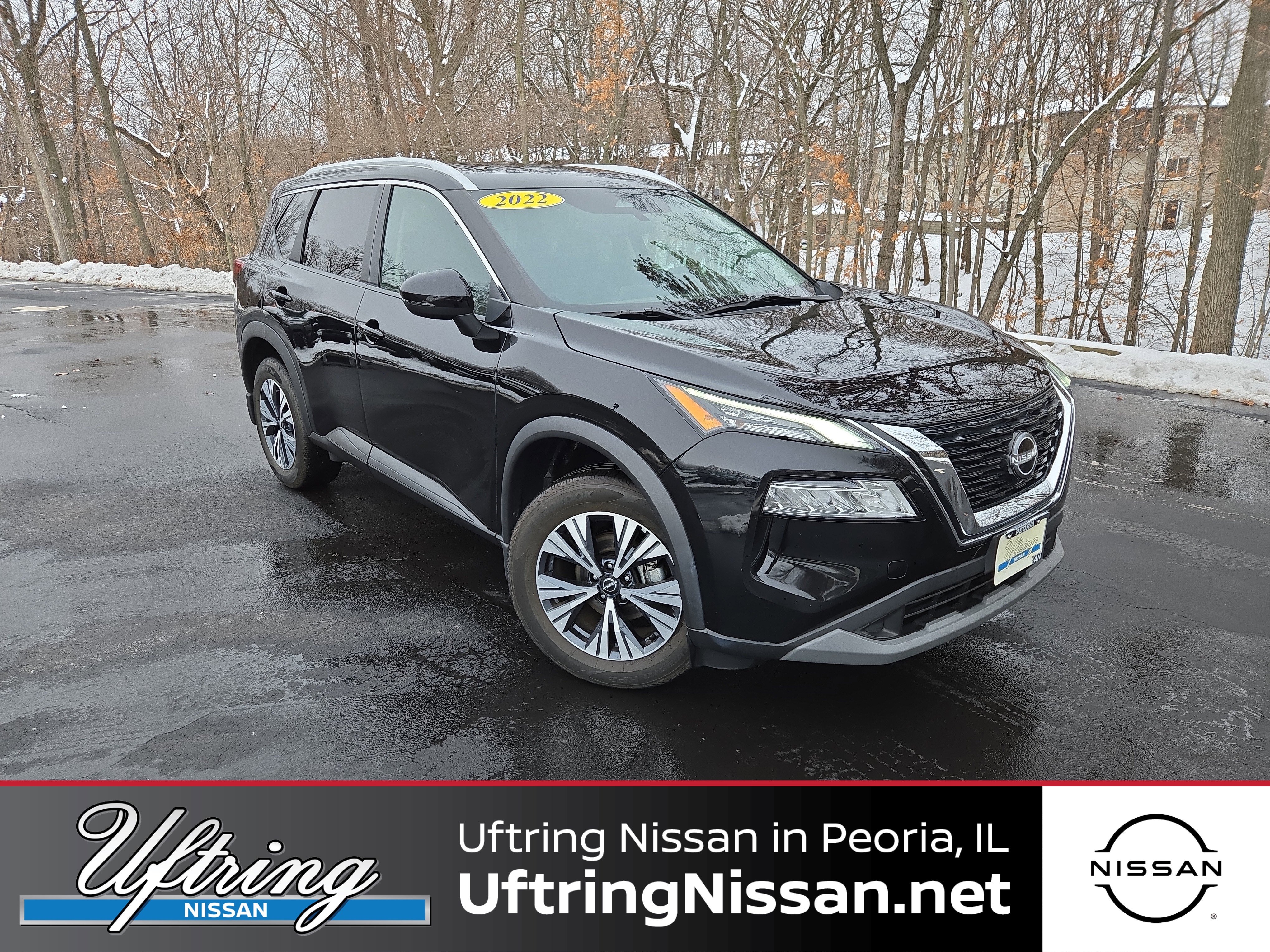 Used 2022 Nissan Rogue SV w/ SV Premium Package image 1