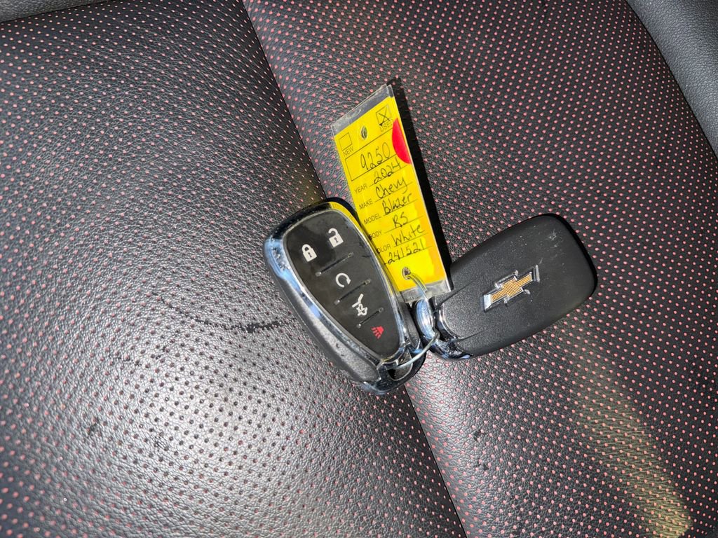 Used 2024 Chevrolet Blazer RS w/ Driver Confidence II Package image 35