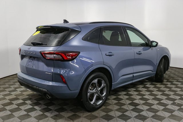 Used 2023 Ford Escape ST-Line w/ Tech Pack #1 image 13