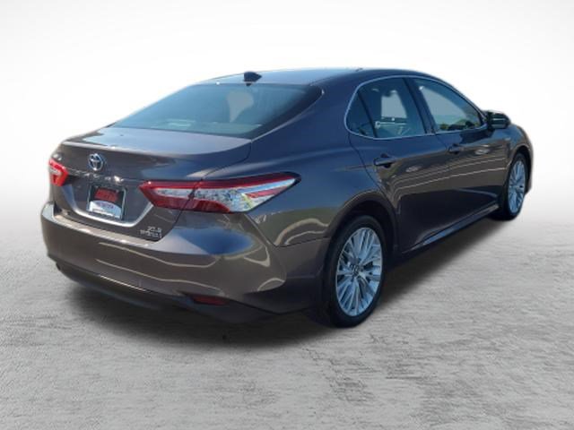 Used 2020 Toyota Camry XLE image 8