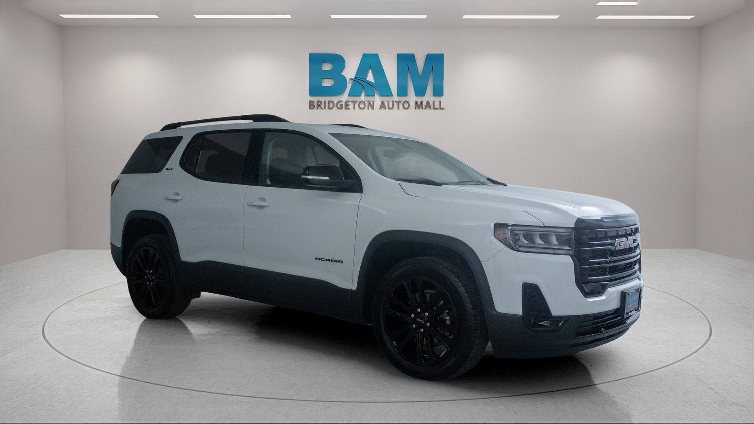 Used 2023 GMC Acadia SLT w/ Elevation Edition FWD image 1